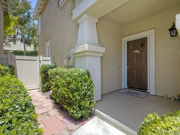 3rd image of 2949 W Canyon Ave