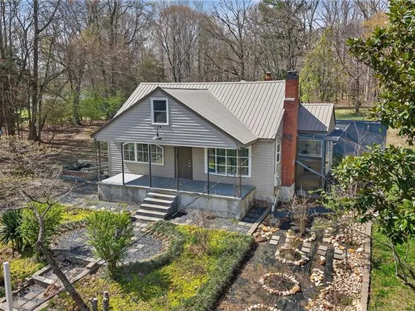 1312 Mack Rd, Asheboro, NC 27205