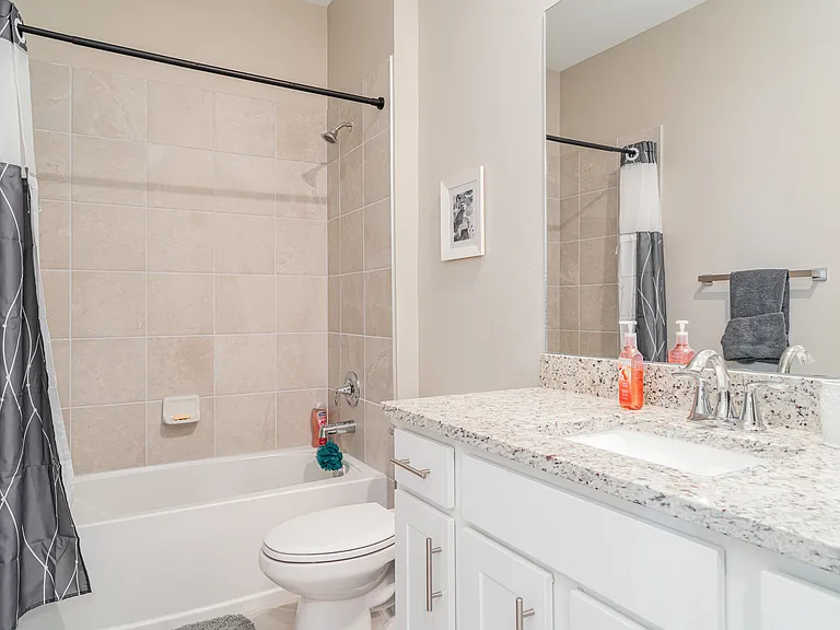 5422 Crystal Harbor Cv — Photo 13