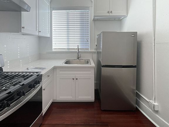 5th image of 1330 S Union Ave APT 203