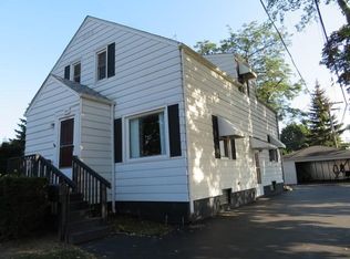 1815 39th St, Kenosha, WI 53140