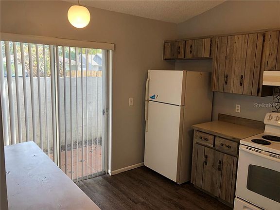 3rd image of 12410 Coriander Dr