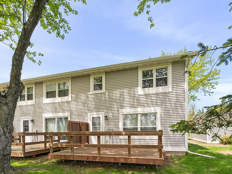 431 Kelly Cir — Photo 32