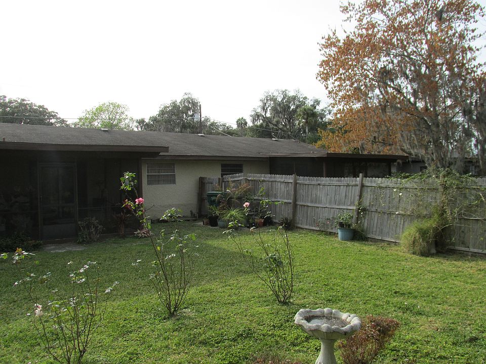 2nd image of 837 Grove Ave