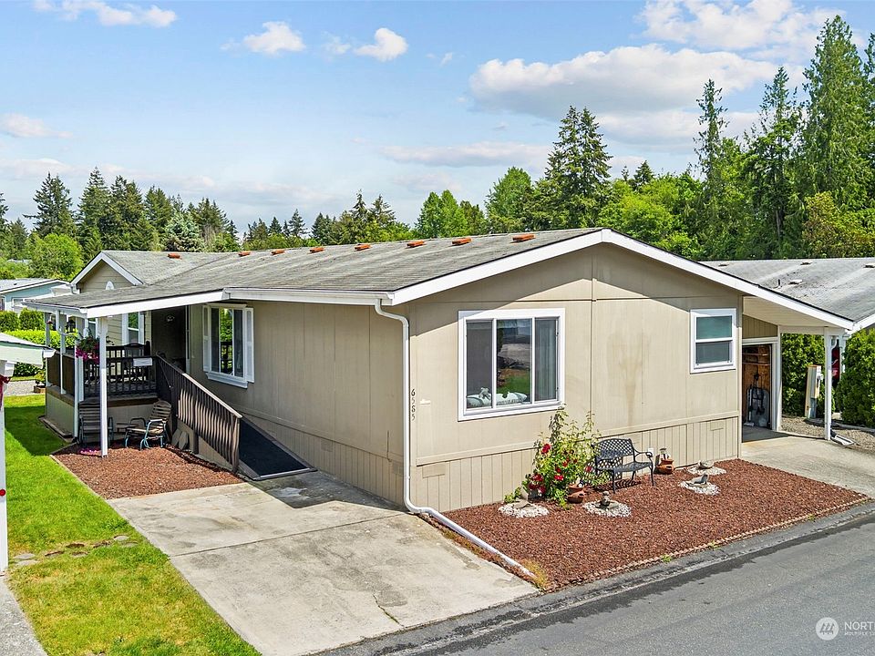 1st image of 6585 NE Aquarius Lane