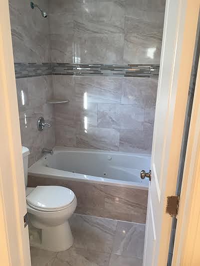 2nd image of 16011 N Conduit Ave