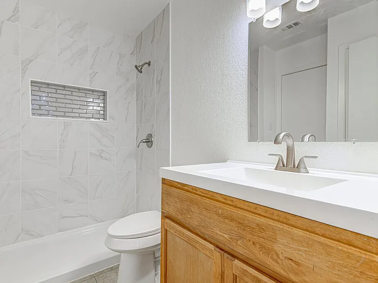 805 Sirocco Dr — Photo 13