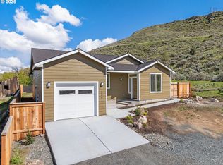 1504 Chestnut St, Baker City, OR 97814