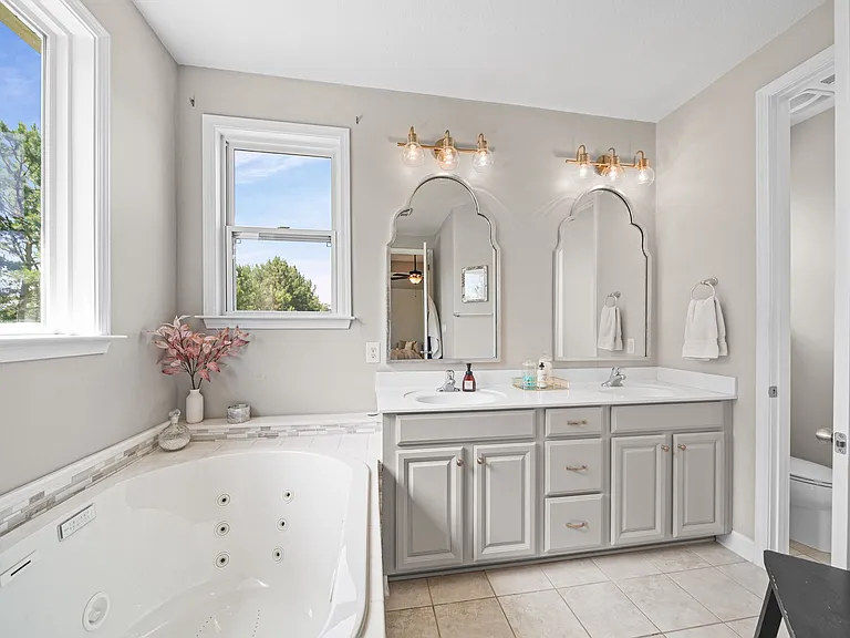 1113 McKee Farm Ln — Photo 11