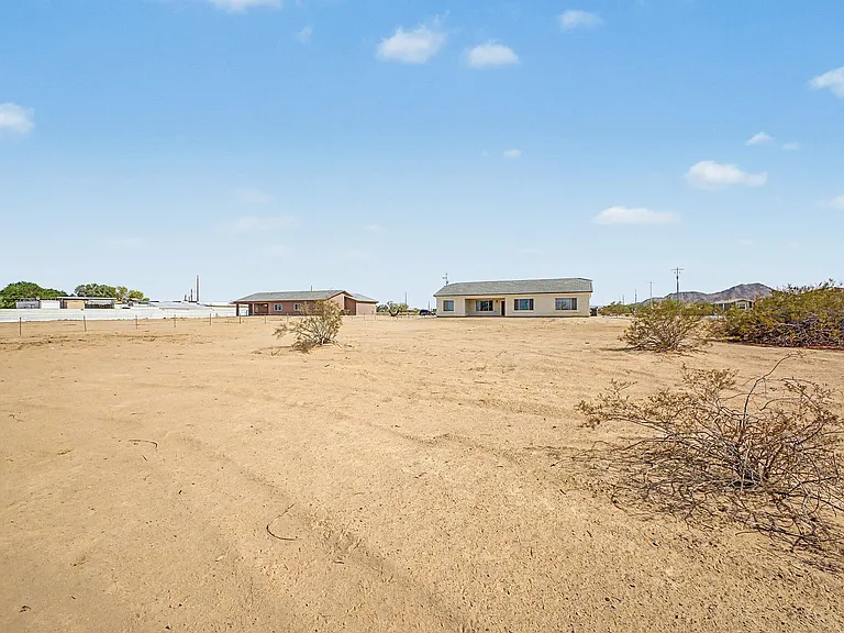 12138 S Airport Rd — Photo 33