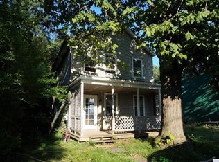 122 Summit Ave, Catskill, NY 12414