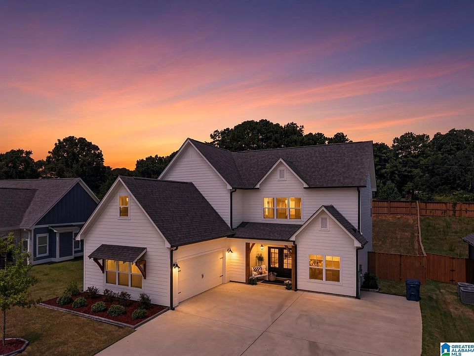 1st image of 443 Avondale Ln