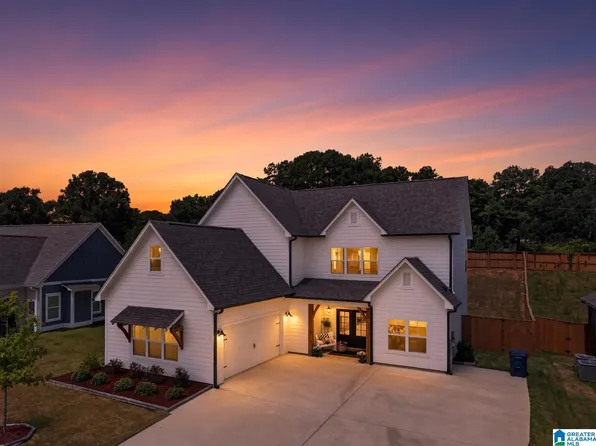 443 Avondale Ln, Pell City, AL 35128