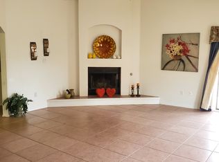 9509 Tristani Rd SW, Albuquerque, NM 87121