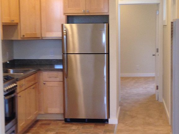 4th image of 1450 Castro St APT 16