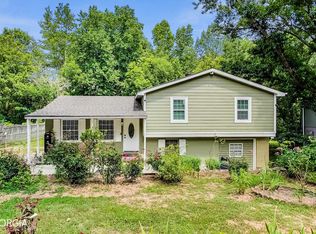6756 Vesta Brook Dr, Morrow, GA 30260