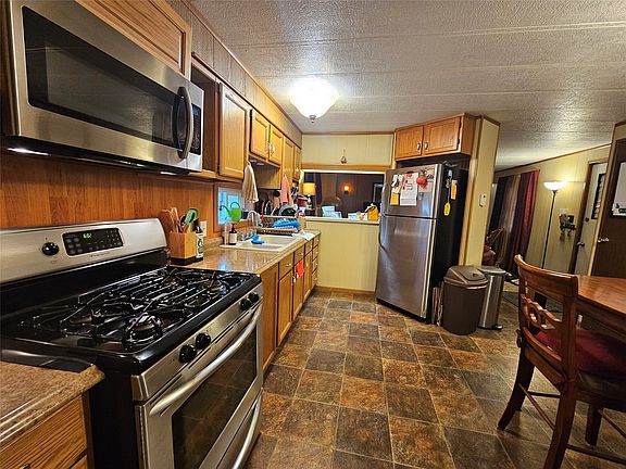 5th image of 540 S Caravan St