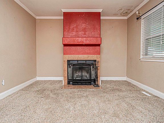 3rd image of 1409 W 14th St