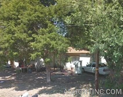 1st image of 4020 Forest Lawn Dr
