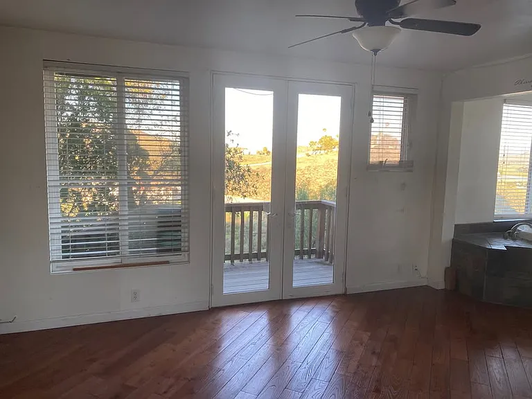 24220 Juanita Dr — Photo 9