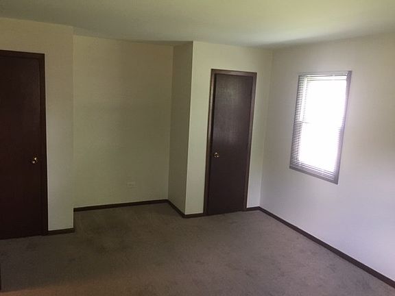 5th image of 818 Mary Anne St #820