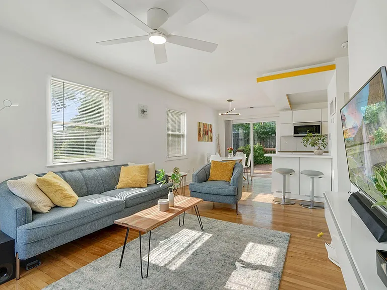 11030 Westmore Dr — Photo 5