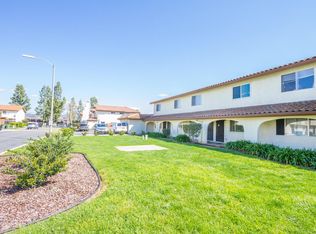 155 Espanas Gln, Escondido, CA 92026