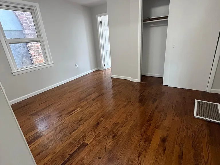 156 Chesnut St #2 — Photo 5