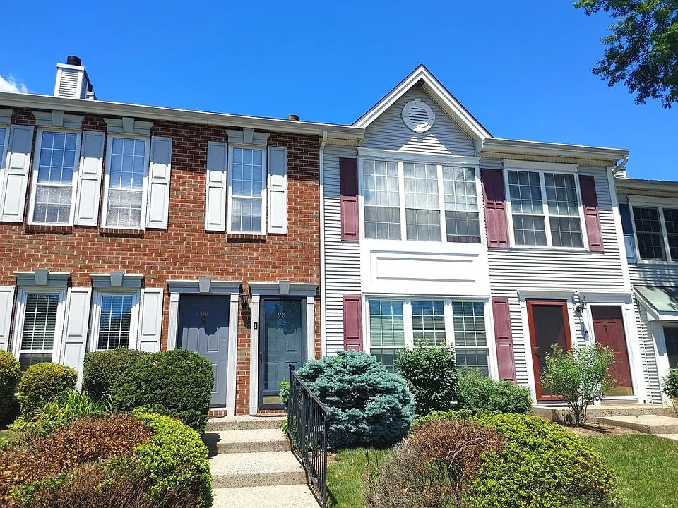 98 Amethyst Way
