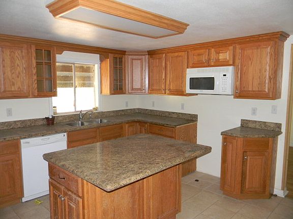 4th image of 4694 Ted Trout Dr