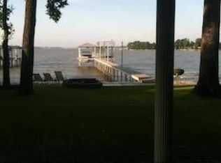 1720 Rogers Rd, Newark, TX 76071