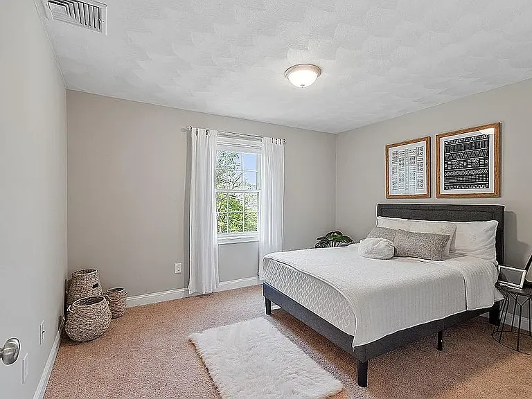 25 Hopkins St #2 — Photo 14