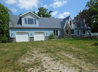 24514 Hoppler Rd, Greenview, IL 62642