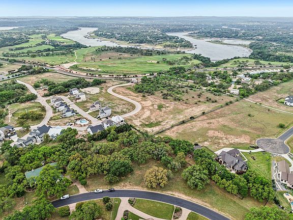 4th image of 26101 Masters Pkwy