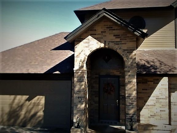 3rd image of 143 Salem Dr