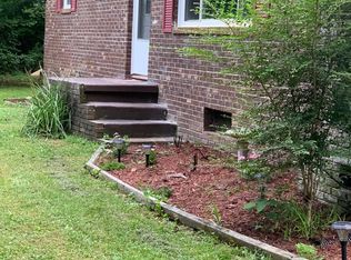 295 Blairs Creek Rd, Tazewell, TN 37879