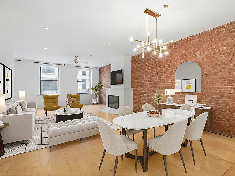 22 Warren St #4 — Photo 3