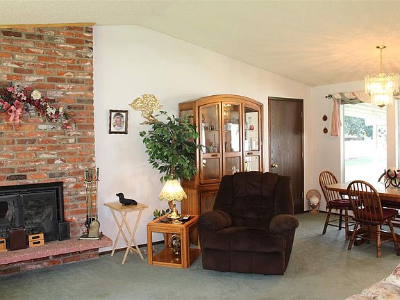 4th image of 10813 E 27th Ave