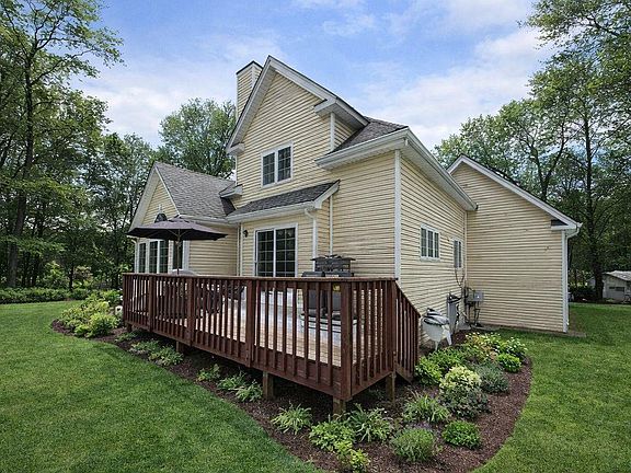 2nd image of 535 Creek Road