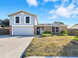 6604 Whitley Rd, Watauga, TX 76148