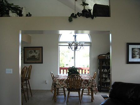 4th image of 1272 W Greasewood Dr