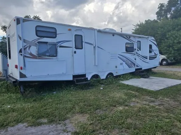 7230 4th St N Lot 208, Saint Petersburg, FL 33702