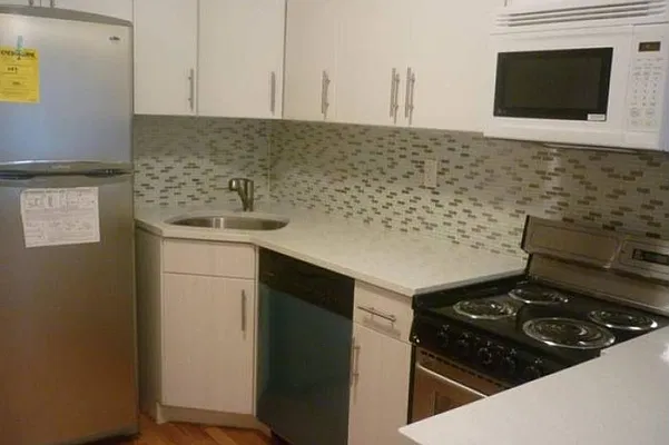 Rented by Corcoran | media 9