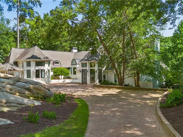 3906 Paces Ferry Rd NW, Atlanta, GA 30327