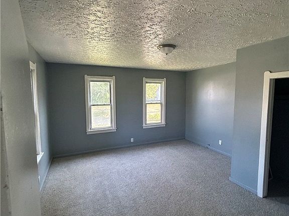 4th image of 3088 Sawtell Rd