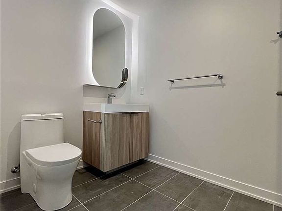2nd image of 15 Holmes Ave #908