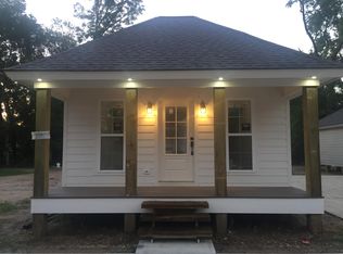 879 Topsy Rd, Lake Charles, LA 70607