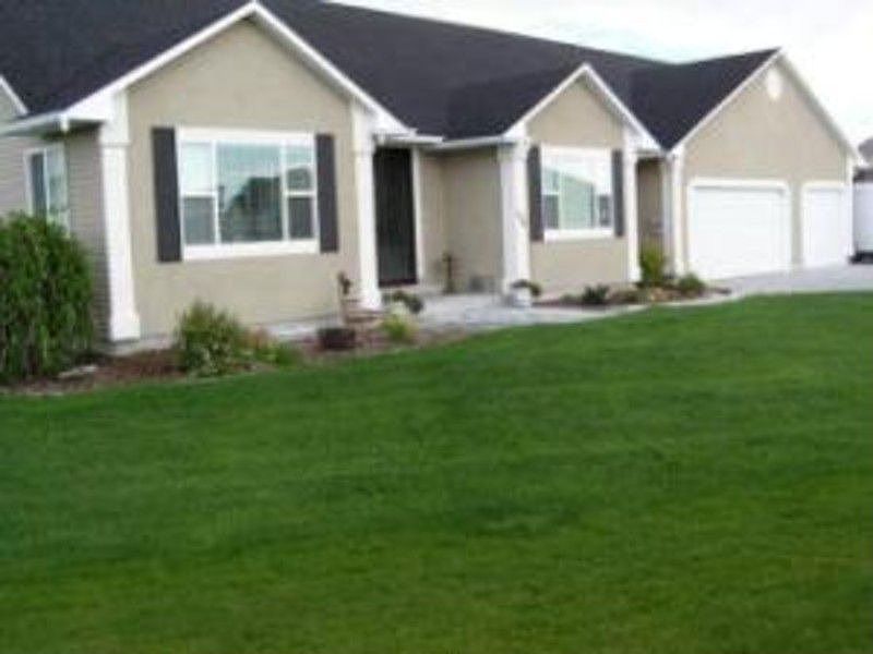 1st image of 170 Fair Hills Cir