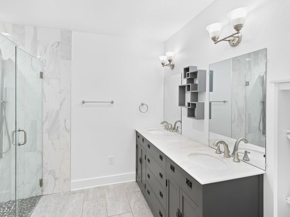 Additional property image - 926 S Waverly Dr, Dallas, TX 75208