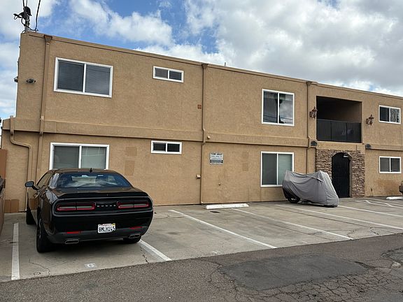 4th image of 4386 Idaho St Unit 2